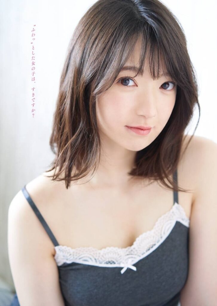 山岸理子 グラビア水着 画像