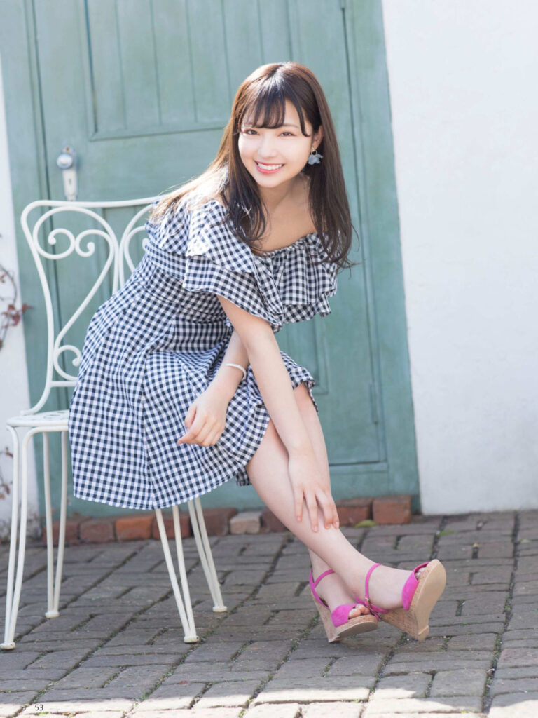村瀬紗英 衣装