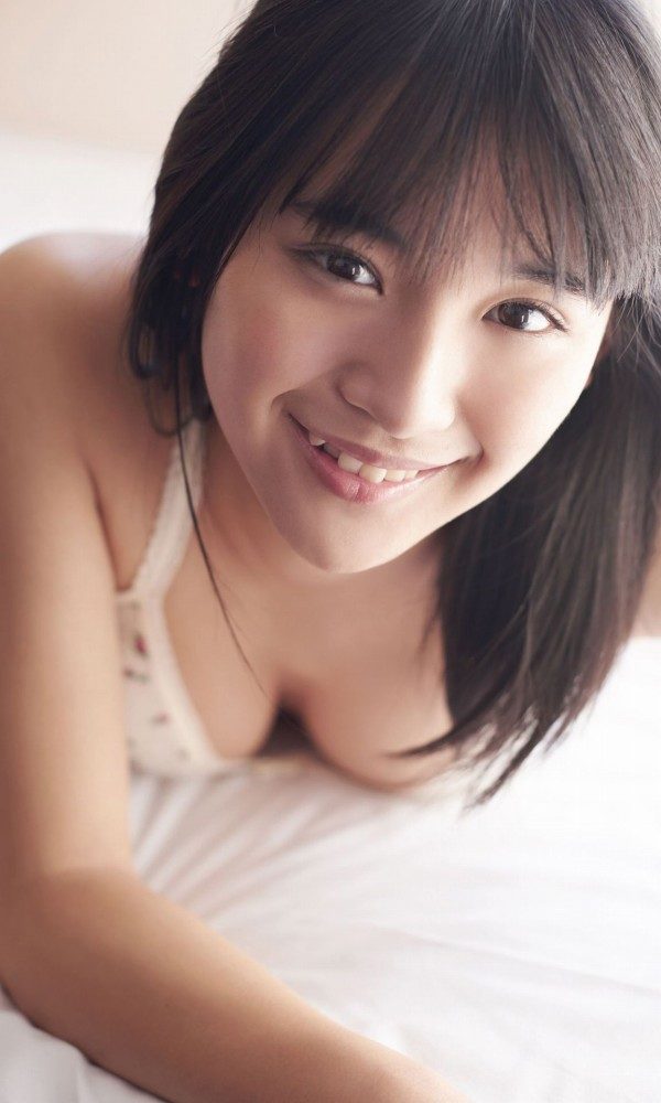浅川梨奈